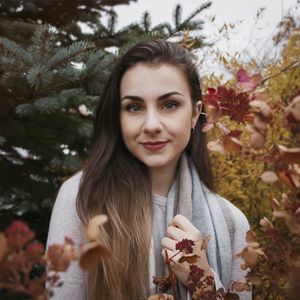 Meet your Posher, Roxanne